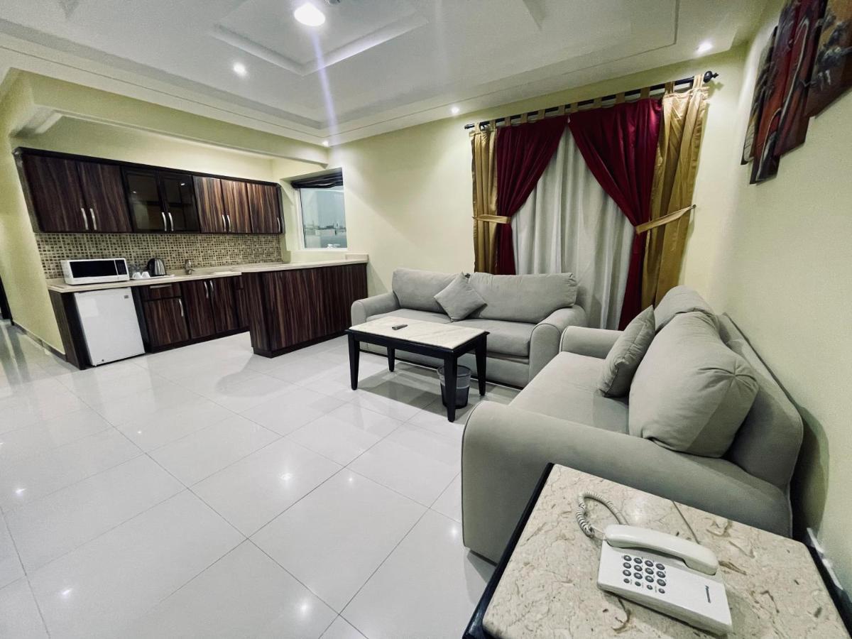 Tulip Al Rawdah Aparthotel ริยาดห์ ภายนอก รูปภาพ