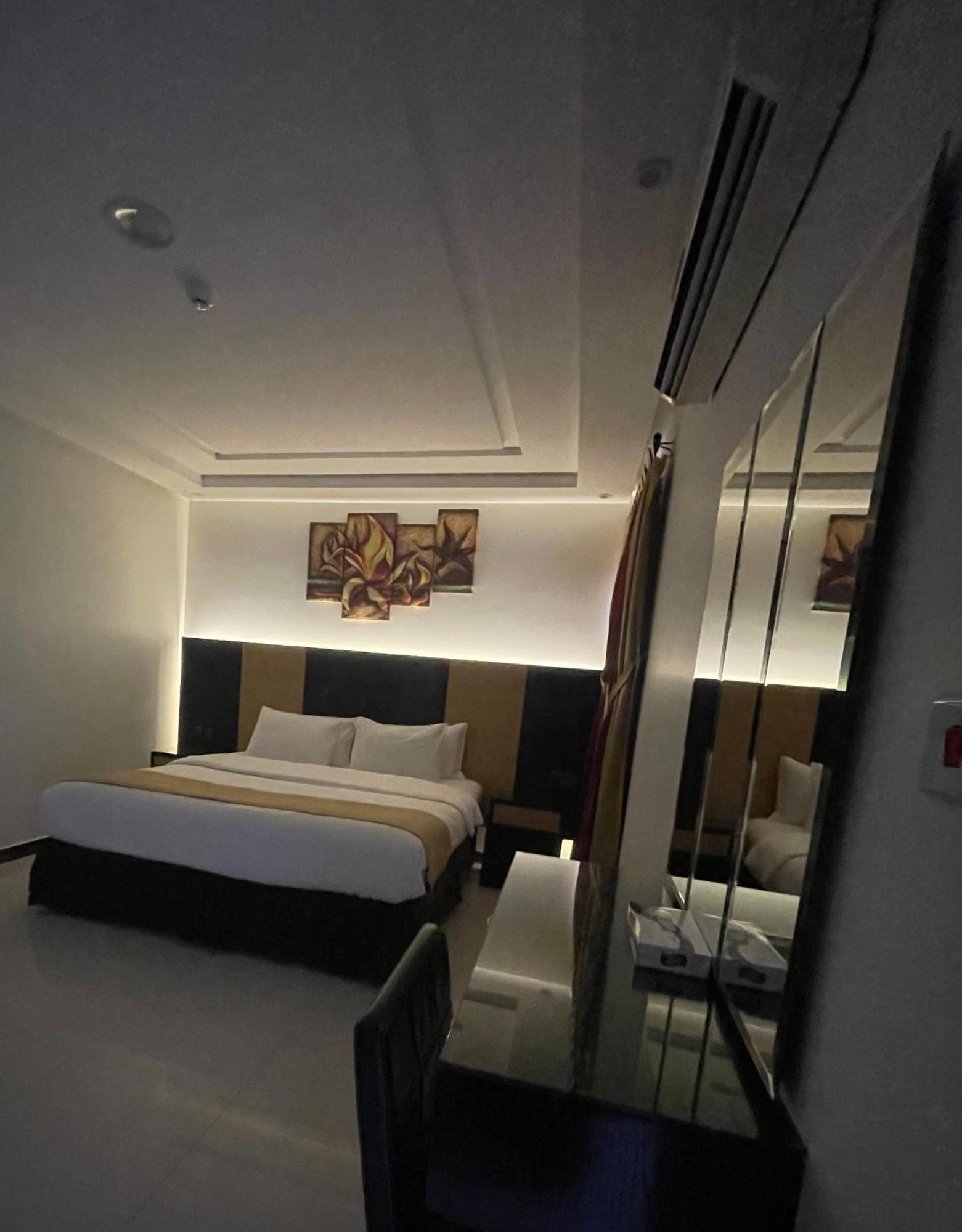 Tulip Al Rawdah Aparthotel ริยาดห์ ภายนอก รูปภาพ