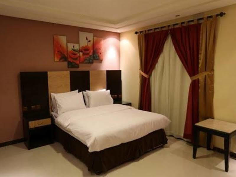 Tulip Al Rawdah Aparthotel ริยาดห์ ภายนอก รูปภาพ